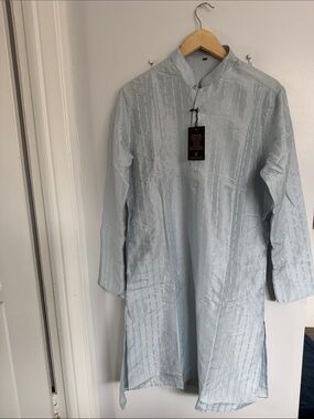 NWT Indian Men’s traditional Kurta size Small